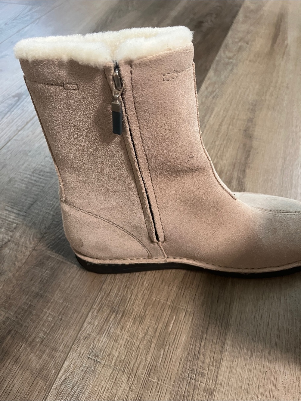 Polo by Ralph Lauren Plush-Lined Suede Winter Boots in Light Beige - Picture 4 of 7
